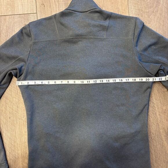 Patagonia Zip-Up Jacket - Picture 8 of 10